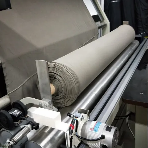Máquina de corte textil