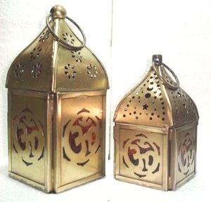 Linterna de Metal marroquí de Venta caliente para la decoración del hogar Diseño hexagonal de Vidrio colorido para el Día de San Valentín - Product Image 6