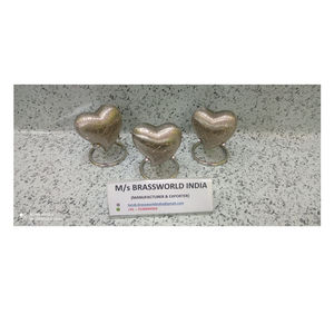 Souvenirs de cœur magnifiques et tactiles mini urnes en forme de cœur fournitures funérailles - Product Image 1