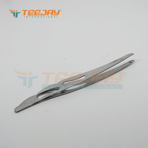 Pince à épiler TEEJAY nouvelle génération, 11 cm, en acier inoxydable argenté, pointe inclinée, fabrication fine, poignée élégante, idéale pour l'épilation des sourcils - Product Image 2