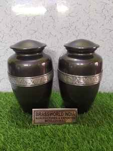 Urna grande de latón de estilo americano de Brassworld India Negro con suministros funerarios de metal superior plateado para adultos - Product Image 5