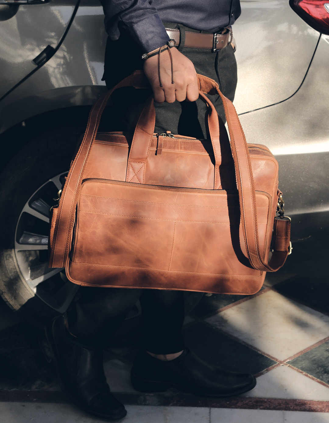 สีน้ำตาล