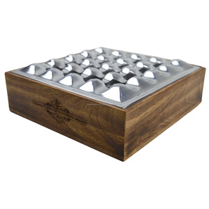 Cenicero negro estándar con base de madera Cenicero de rejilla Acabado plateado Barra de jardín Ceniceros de diseño de oficina para el hogar y el hotel - Product Image 5