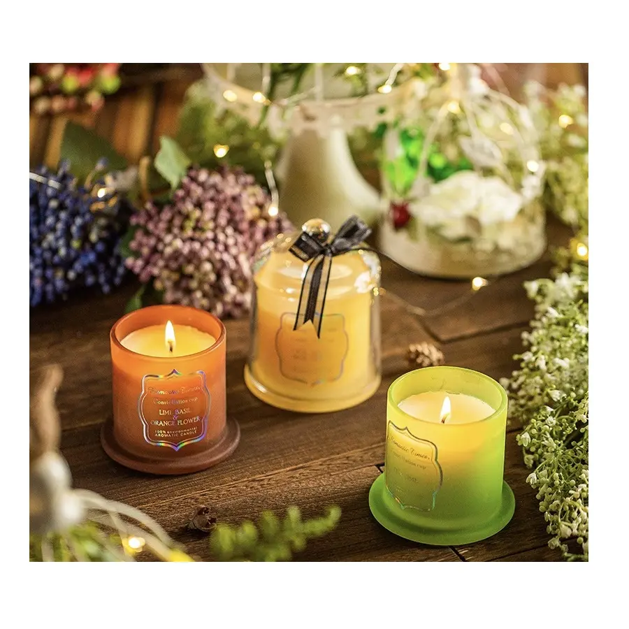 좋은 새해 웨딩 선물 다채로운 촛불 기둥 독특한 뚜껑 리본 콩 왁스 촛불 향기로운 왁스