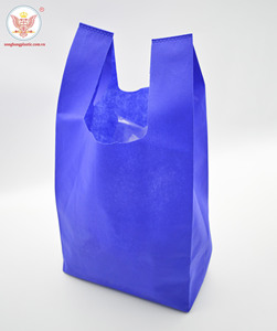 W-Cut gère les sacs non tissés pour les supermarchés fabriqués directement au Vietnam - Product Image 6