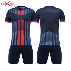 Uniforme de football de qualité supérieure, fabrication de services OEM, ensembles de vêtements de football avec nom personnalisé, couleur personnalisée pour hommes - Product Image 2