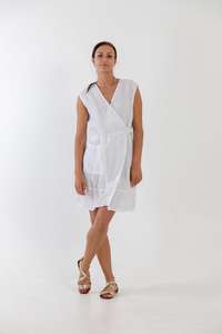 New arrival trending latest <b>white</b> color crepe <b>fabric</b> 100% <b>linen</b> sleeveless knee-length v-neck women <b>linen</b> dress - Product Image 3
