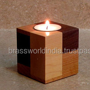 โกศใส่เทียนรูปหัวใจสไตล์อเมริกัน ทำจากโลหะ ผลิตโดยบรัสเวิลด์ อินเดีย - Product Image 2