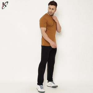 Personalizable Slim Fit 100% Algodón Verano Hip Hop Estilo Camiseta Patrón Sólido Bajo Peso y Precio con Logo Serigrafía - Product Image 6