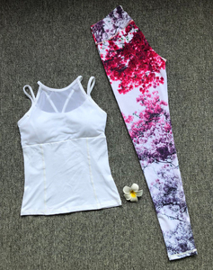 Traje de yoga a la moda para correr, Conjunto de sujetador corto y cruzado para mujer, conjunto deportivo de ocio para mujer, conjunto con estampado de sublimación de corbata de alta calidad - Product Image 3