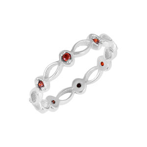 Anillo minimalista de piedras preciosas de rojo granate natural delicado, impresionante banda de Plata de Ley 925 de eternidad para bodas y fiestas - Product Image 1