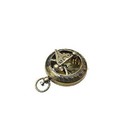 Boussole en laiton antique avec technique d'impression et de découpe emballée dans une boîte en bois