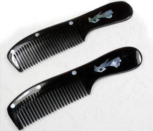 Natural cow horn comb is good for health - Product Image 3