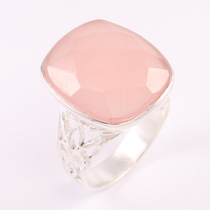 Bague en pierres précieuses calcédoine rose naturelle Artisan à facettes fabriquée en argent sterling 925 Bijoux faits à la main Bague à carreaux pour femme - Product Image 1