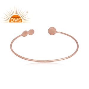 Brazalete de Plata con Baño de Oro Rosa y Piedra Preciosa de Ónix Verde, Joyería de Diseño, Proveedor de Joyería - Product Image 3