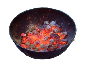 Briquetas de Carbón de Coco de Alta Calidad para Barbacoa, Sin Humo, Listas para Enviar a un Precio Accesible - Product Image 2