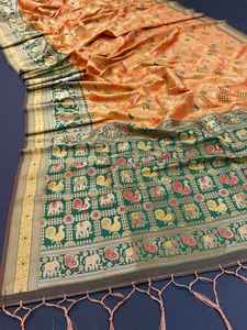 Designer tendance Banarasi soie Patola Kutchi Bandhani Sarees vêtements de mariage traditionnels pour les femmes à des tarifs de gros abordables - Product Image 4