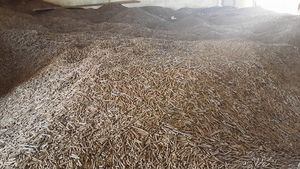 Precio barato, Pellet de madera, grados para ropa de cama de caballos y animales - Product Image 5