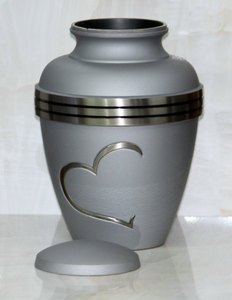 Venta al por mayor de latón verde adulto clásico cremación urna metal cenizas servicios de entierro para funeral 220 Inc - Product Image 3