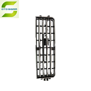 Grille de radiateur en ABS pour 1982-1985 OEM 53111-90A01 Gris argenté SIGMA - Product Image 1
