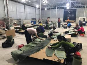 Lá chuối đông lạnh dùng để phục vụ món ăn từ Việt Nam - Product Image 3