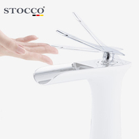 Robinet de lavabo STOCCO moderne et minimaliste à montage sur plan, finition or blanc, monocommande en laiton