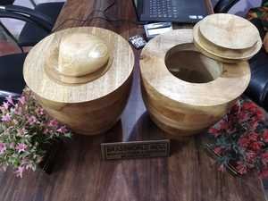Urna Funeraria de Madera Estilo Americano Heritage - Brassworld India Funeral Supplies Print - Product Image 2