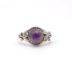 Bague en argent sterling 925 faite à la main Boho Purple Gemstone Améthyste naturelle pour mariages fabriquée et fournie par notre société - Product Image 1