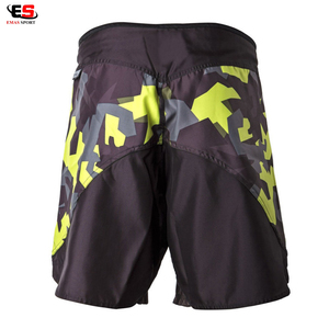 Pantalones cortos MMA de poliéster 100% de alta calidad, peso ligero, diseño totalmente personalizado, ropa de artes marciales - Product Image 2