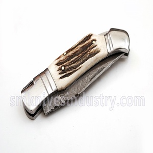 Cuchillo de bolsillo personalizado hecho a mano de acero, de Damasco, con mango de asta de ciervo (smk1121) - Product Image 3