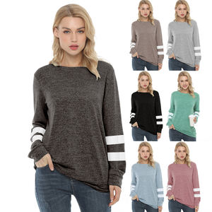 T-shirt blanc pour femmes, disponible dans toutes les couleurs et tailles, très confortable, collection été 2023 - Product Image 1