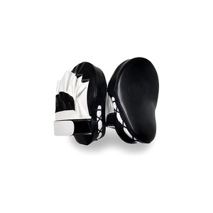 Coussinets de main d'entraînement de mitaines de frappe de mise au point incurvée de boxe de haute qualité pour le karaté Muay Thai Kick Sparring dans les arts martiaux du Dojo - Product Image 6