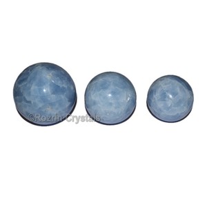 Achetez des petites sphères de pierres précieuses Unakite |   Décoration d'intérieur Angel & Feng Shui |   Sphères sculptées et gravées - Product Image 1