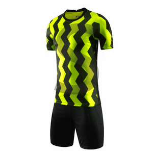 Vêtements de sport pour hommes, maillot de football de club personnalisé, ensemble d'uniformes de football à sublimation avec logo - Product Image 2