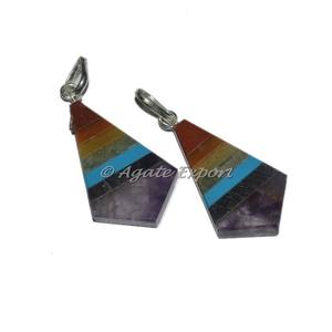 Collé Sept Chakra Pendentifs Triangulaires - Product Image 2