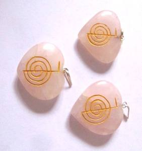 Quartz rose Choko-Reiki Pierre Pendentif Guérison Produits Fengshui - Product Image 1