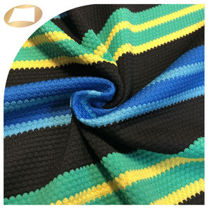 Tela de punto de piña para traje de baño, 94% poliéster, 6% spandex - Product Image 3