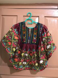 Poncho Bohemio Vintage Bordado a Mano Floral Algodón y Lino Transpirable Tamaño Libre Media Manga para Primavera - Product Image 2