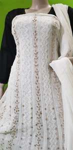 Designer Viscose Anarkali avec broderie en fil Patti Gota lourd et Chikankari Allover pour les fonctions et les événements ethniques - Product Image 3