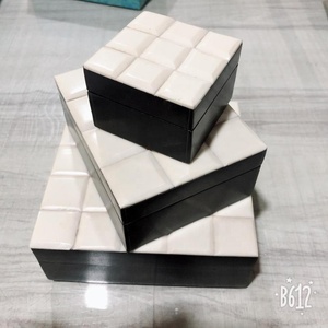 Corne de résine marron coquilles boîte carrée articles d'art indiens pour la décoration de la maison société indienne basée - Product Image 2