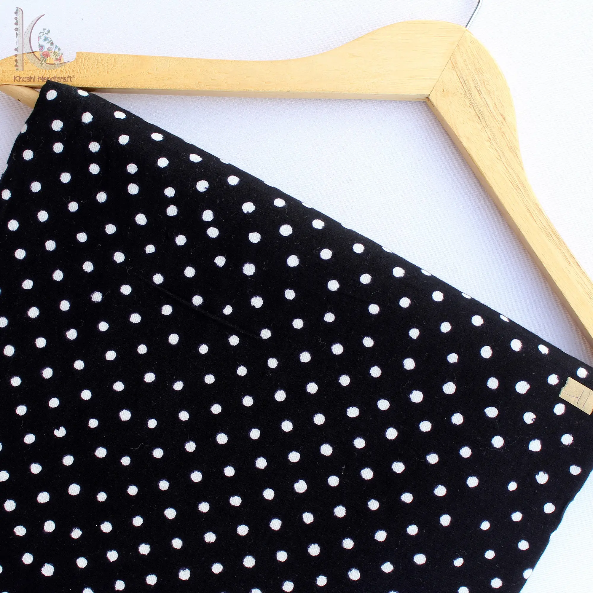 Indian Customized Manufacturer Beautiful Black Color Polka Dot Hand Block Voile Original Cotton Fabric For Sewing Dress