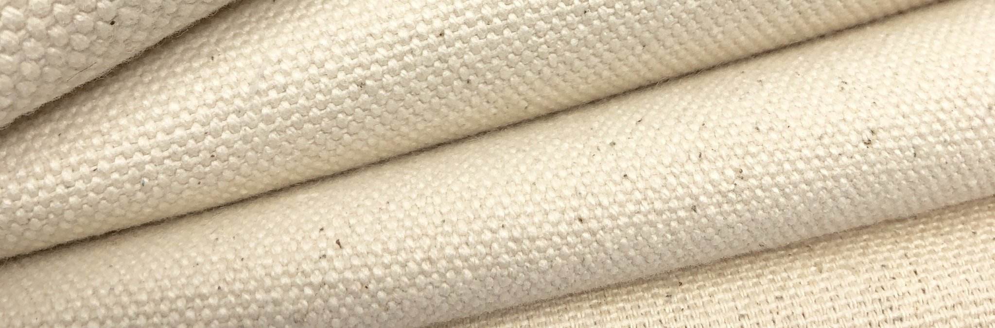 สีขาวธรรมชาติ