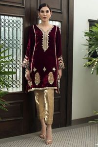 Stylish-Dazzling---Kurta with <b>Pant</b>--Dress for Party-wear-dress with Elegant applique work for Party/ Wedding =2021 - Product Image 2