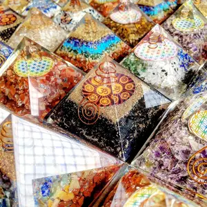 Orgonite/pyramide de tourmaline à géométrie sacré, grande pyramide conique cristal, chakra, pierres de cristal - Product Image 1