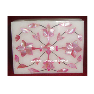 Cajas de Joyería Hechas a Mano en India con Incrustaciones de Mármol de Nácar Rosa Natural de Tamaño Pequeño, 3x2 Pulgadas, 6x4 Pulgadas, VAISHNAVI HANDICRAFTS GATEWAY - Product Image 1