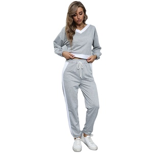 Tenue d'entraînement 2 pièces écologique pour femme débardeur côtelé sans couture et leggings de yoga taille haute pour l'hiver grande taille - Product Image 1