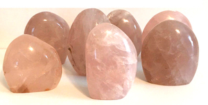 Piedras curativas pulidas de forma libre de cuarzo rosa de alta calidad al por mayor para decoración de amor iluminación espiritual bienestar - Product Image 3