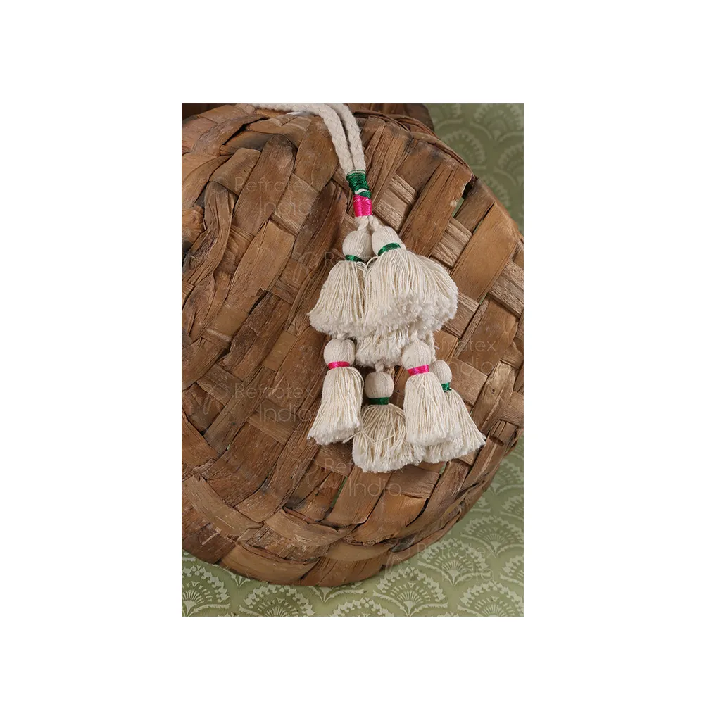 Pompon décoratif en coton pour housse de coussin, fournisseur et fabrication en vrac par réfractex inde fabriqué en inde pour la meilleure qualité et Lo