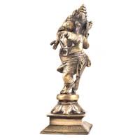 Figura hecha a mano del Señor Ganesha, estatua de latón dorado, escultura de baile finamente grabada, piezas de decoración, artículos de regalo