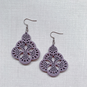 Boucles d'oreilles pendantes en corne de buffle personnalisées 2026, motif croix mignon, bijoux tendance pour mariages et fêtes, vente chaude - Product Image 3
